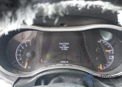 2015 Jeep Grand Cherokee Limited z USA, uszkodzony, nr VIN 1C4RJFBG6FC746588